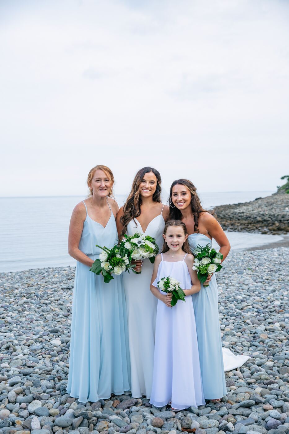 Garden-style bridal bouquet